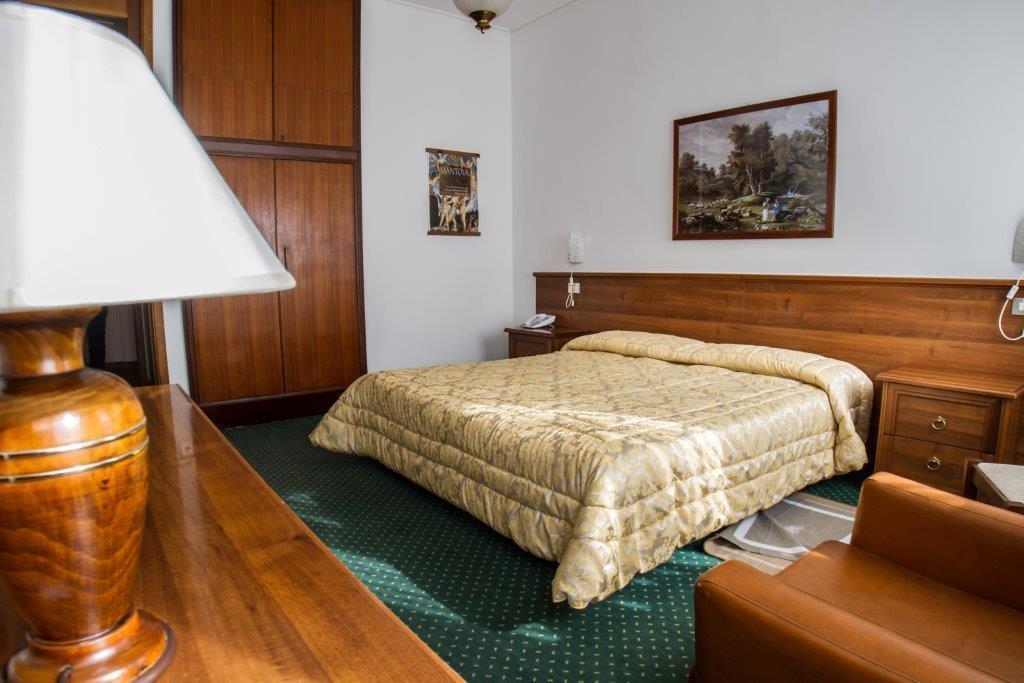 Hotel Mantegna Μάντοβα Εξωτερικό φωτογραφία