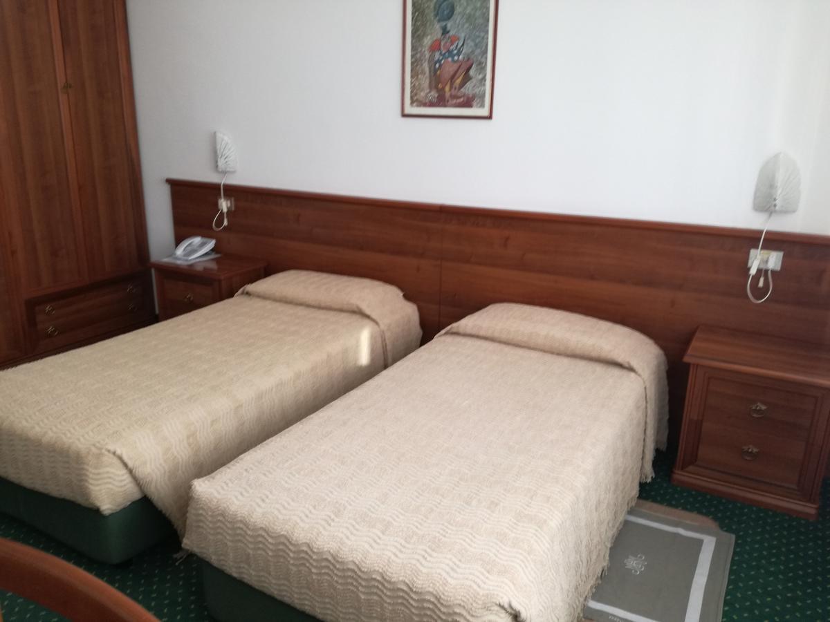 Hotel Mantegna Μάντοβα Εξωτερικό φωτογραφία