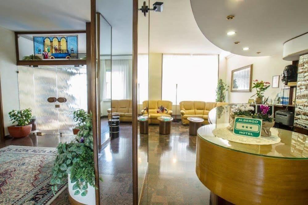 Hotel Mantegna Μάντοβα Εξωτερικό φωτογραφία
